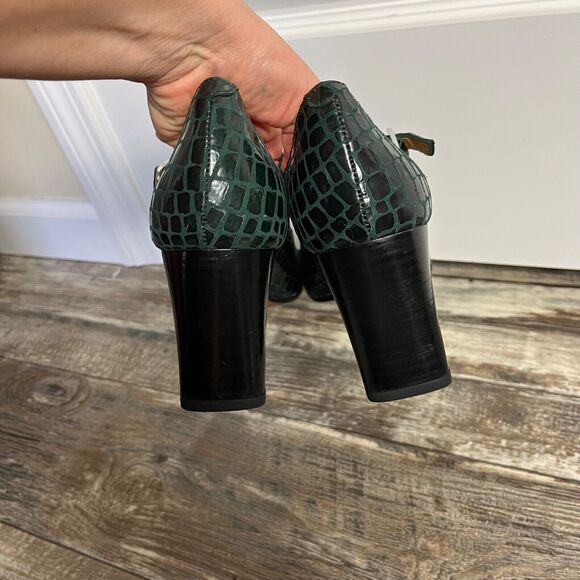 Audley Embossed Leather Green High Heels Pumps 40 US 9.5 Adjustable - Picture 6 of 9